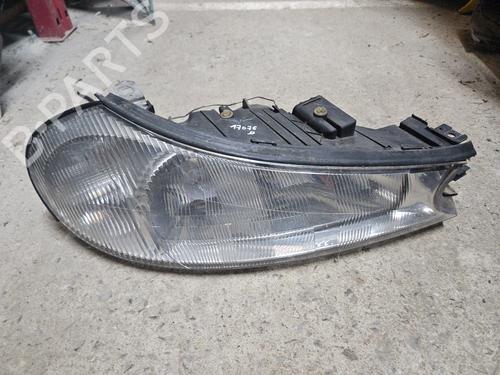 Used Right headlight FORD MONDEO II (BAP) 1.8 TD (90 hp) 22882755