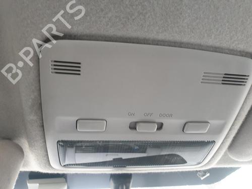 Luz interior Luz interior TOYOTA COROLLA Verso (ZER_, ZZE12_, R1_) 2.2 D-4D (AUR10_, AUR10R) (136 hp) 35920167 35920167