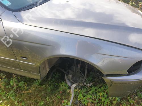 Used Right front fenders BMW 5 (E39) 525 d (163 hp) 28798832