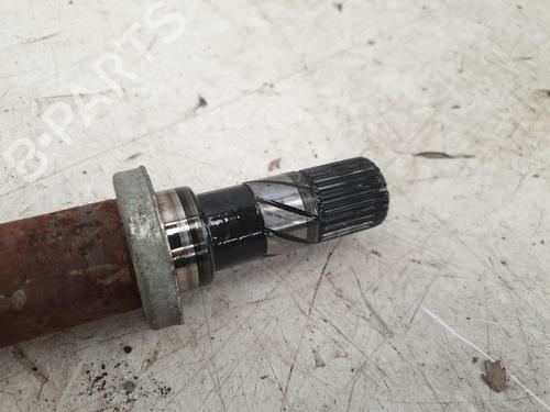 right-front-driveshaft-renault-clio-iv-bh_-2012-2013-2014-2015-2016-2017-2018-2019-2020-2021-28000060 main image