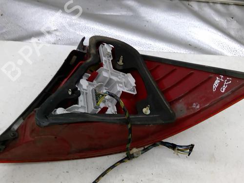 Used Left taillight FORD MONDEO III (B5Y) 2.0 16V DI / TDDi / TDCi (90 hp) 22881263