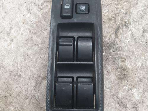 Left front window switch TOYOTA COROLLA Verso (ZER_, ZZE12_, R1_) 2.2 D-4D (AUR10_, AUR10R) | BP30539473I27