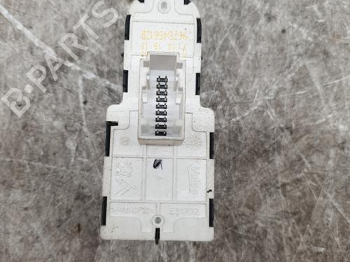 Used Left front window switch Left front window switch CITROËN JUMPY III Van (V_) 1.6 BlueHDi 95 (95 hp) 24204374 24204374