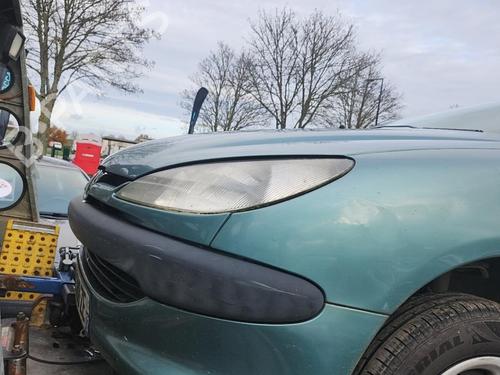 Højre forlygte PEUGEOT 206 Hatchback (2A/C) 1.4 i | BP22884075C29 