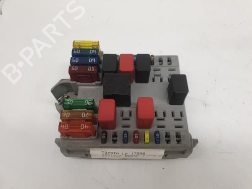 Used Fuse box TOYOTA YARIS (_P9_) 1.4 D-4D (NLP90_, NLP90R) (90 hp) 27867593