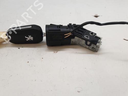 Used Ignition barrel PEUGEOT 308 SW II (LC_, LJ_, LR_, LX_, L4_) 1.6 BlueHDi 100 (99 hp) 28003485