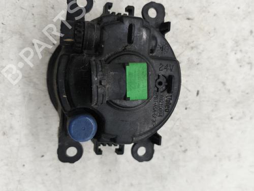 left-front-fog-light-renault-megane-iii-hatchback-bz01_-b3_-15-dci-8200074008-2008-22878876 main image