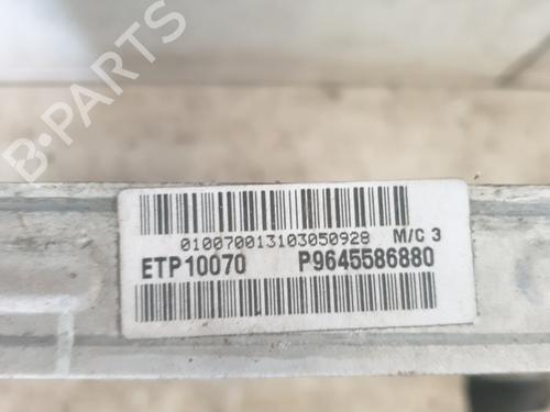 Used Water radiator Water radiator PEUGEOT 407 SW (6E_, 6D_) 2.0 HDi 135 (136 hp) 22928543 22928543