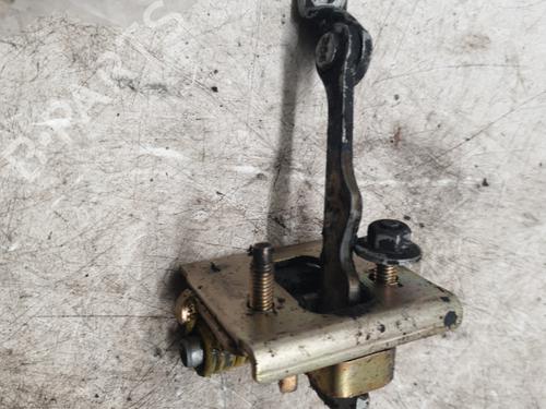 Used Hinge/Door check strap Hinge/Door check strap RENAULT GRAND SCÉNIC III (JZ0/1_) 1.9 dCi (JZ0J, JZ0N, JZ1K, JZ1S) (131 hp) 30171366 30171366