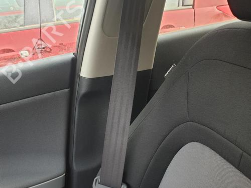 front-right-seatbelt-kia-ceed-sportswagon-jd-2012-2013-2014-2015-2016-2017-2018-33680593 main image