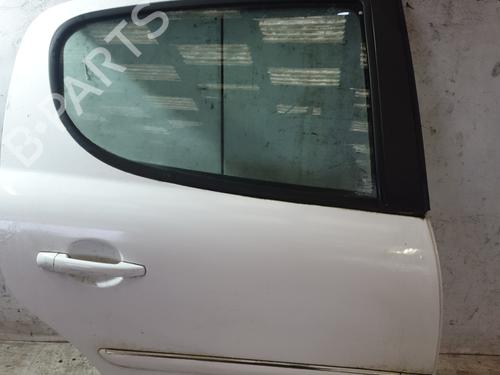 Dør højre bagtil Dør højre bagtil PEUGEOT 207 (WA_, WC_) 1.4 HDi (68 hp) 31344379 31344379