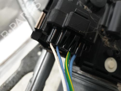 Used Front wiper motor Front wiper motor PEUGEOT 5008 (0U_, 0E_) 1.6 HDi (112 hp) 22884472 22884472