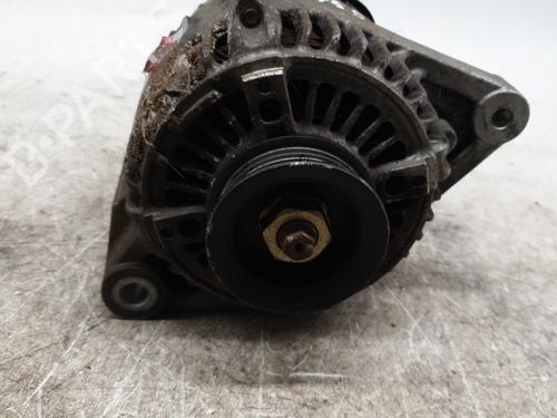 Used Alternator TOYOTA YARIS (_P1_) 1.0 (SCP10_, SCP10R) (68 hp) 31211578