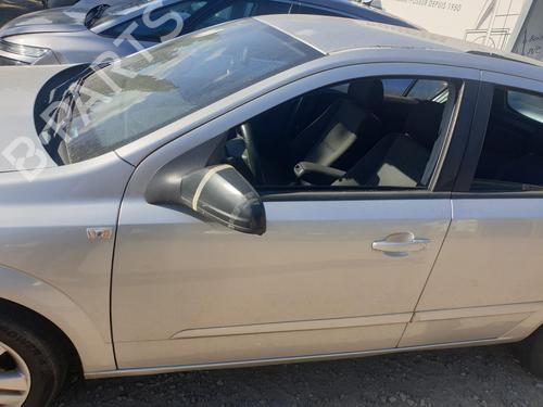 left-front-door-opel-astra-h-a04-2004-2005-2006-2007-2008-2009-2010-2011-2012-2013-2014-37707386 main image