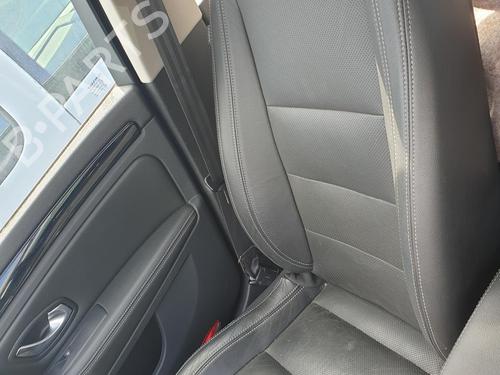 Used Right front seat Right front seat RENAULT LAGUNA III (BT0/1) 2.0 dCi (BT0M, BT0N, BT0S, BT19, BT1F) (173 hp) 28360983 28360983