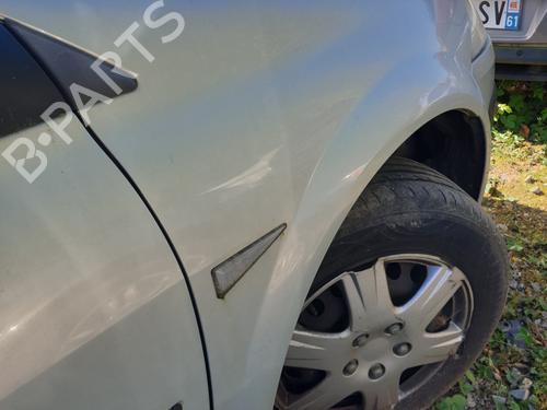 Used Right front fenders RENAULT MEGANE II Estate (KM0/1_) 1.5 dCi (KM0F, KM0T, KM2B) (82 hp) 25141223