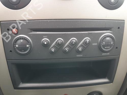 Used Radio Radio RENAULT MEGANE II Saloon (LM0/1_) [2003-2026] 35940564 35940564