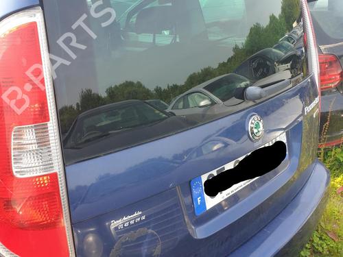 Used Tailgate SKODA ROOMSTER (5J7) 1.4 TDI (80 hp) 26584067
