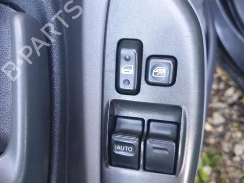 Used Left front window switch Left front window switch TOYOTA YARIS (_P1_) 1.3 (NCP10, SCP12_) (86 hp) 28798769 28798769