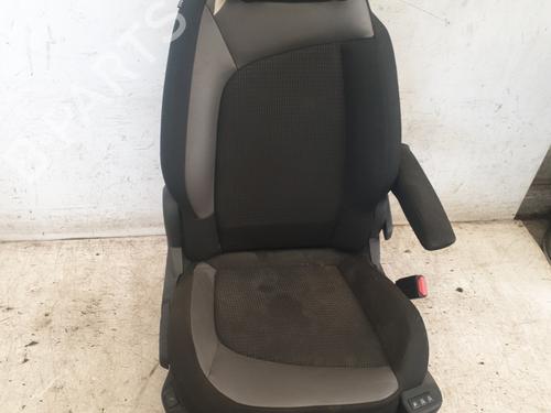 Used Right front seat CITROËN C4 Grand Picasso II (DA_, DE_) 1.6 HDi / BlueHDi 115 (115 hp) 24926248