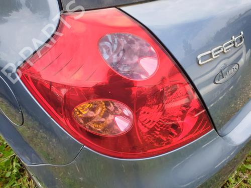 Used Left taillight KIA CEE'D Hatchback (ED) 1.6 CRDi 115 (115 hp) 25984039