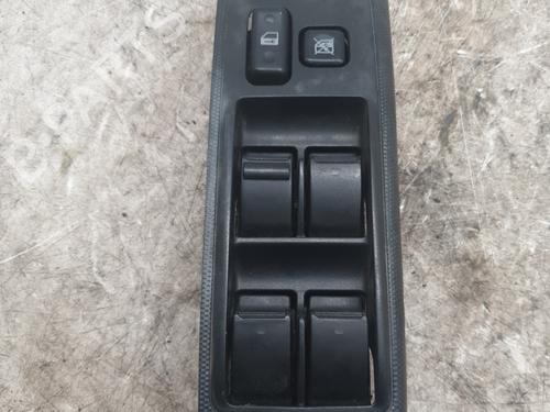 Used Left front window switch TOYOTA COROLLA Verso (ZER_, ZZE12_, R1_) 2.2 D-4D (AUR10_, AUR10R) (177 hp) 30539473