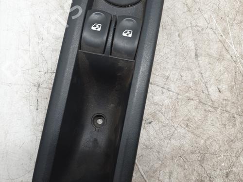 Left front window switch RENAULT TWINGO II (CN0_) 1.2 16V (CN04, CN0B) | BP29537574I27 