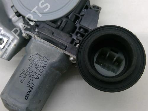 Front right window mechanism TOYOTA YARIS (_P9_) 1.4 D-4D (NLP90_, NLP90R) | BP22869200C23 
