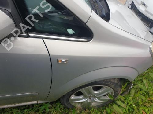 Guarda-lamas direito Guarda-lamas direito OPEL ZAFIRA / ZAFIRA FAMILY B (A05) 1.9 CDTI (M75) (100 hp) 35940518 35940518