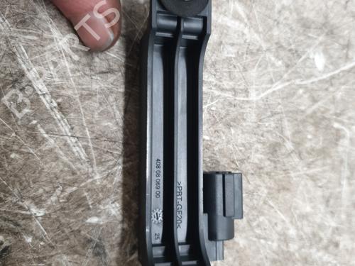 electronic-module-renault-megane-iv-hatchback-b9amn_-2015-33317364 main image