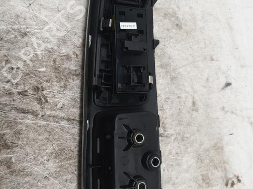 Used Left front window switch Left front window switch FIAT BRAVO II (198_) 1.9 D Multijet (198AXB1A) (120 hp) 23832238 23832238