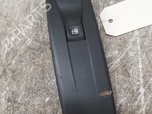 Used Right front window switch RENAULT LAGUNA III (BT0/1) 2.0 dCi (BT01, BT08, BT09, BT0E, BT0K, BT12, BT1C, BT1D,... (150 hp) 25834796