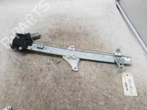 Used Front right window mechanism Front right window mechanism SUZUKI VITARA (LY) 1.4 Hybrid (Mild Hybrid) AllGrip (APK414) (129 hp) 31838493 31838493
