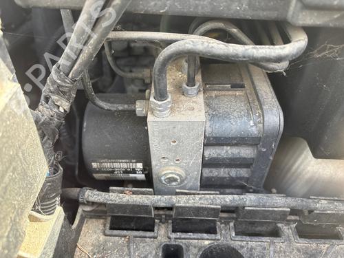 Used ABS pump ABS pump CITROËN C5 II (RC_) 1.6 HDi (RC8HZB) (109 hp) 40200785 40200785