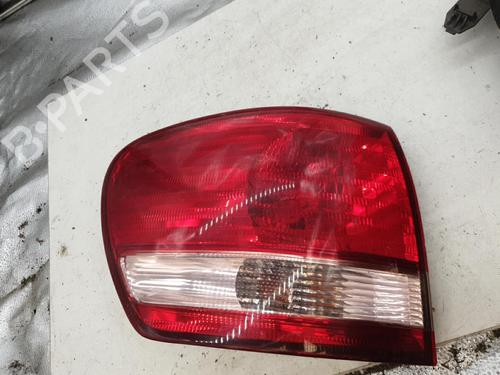 Used Left taillight Left taillight TOYOTA COROLLA Verso (_E12_) 2.0 D-4D (CDE120_, CDE120R) (90 hp) 22875533 22875533