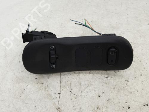 Used Headlight switch RENAULT ESPACE III (JE0_) 2.2 12V TD (JE0E, JE0H, JE0P) (113 hp) 25270335
