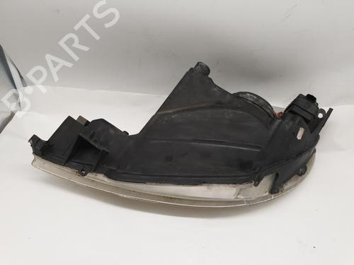 Used Right headlight Right headlight PEUGEOT 206 Hatchback (2A/C) 1.4 HDi eco 70 (68 hp) 27588631 27588631