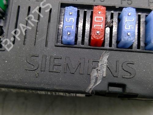 Fuse box PEUGEOT 206+ (2L_, 2M_) 1.4 HDi eco 70 | BP22886071E1 