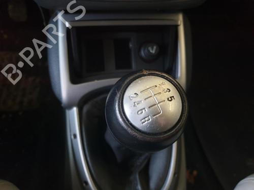 Used Shift knob ALFA ROMEO GT (937_) 1.9 JTD (937CXN1B) (150 hp) 31909662