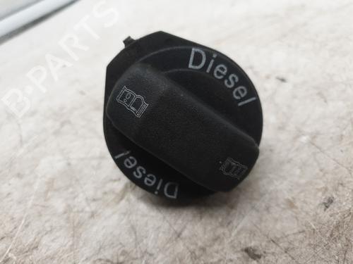 Tankdæksel Tankdæksel AUDI A3 (8P1) 1.9 TDI (105 hp) 31348118 31348118