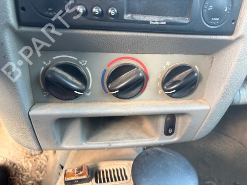 climate-control-renault-kangoo-express-fc01_-1997-40054080 main image