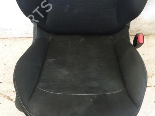 Used Right front seat PEUGEOT 208 I (CA_, CC_) 1.2 VTI 82 (82 hp) 22870817