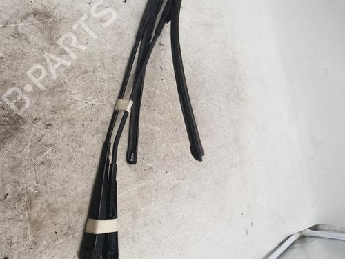front-windshield-wiper-arm-mercedes-benz-a-class-w169-2004-2005-2006-2007-2008-2009-2010-2011-2012-30132198 main image