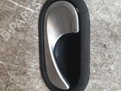 Used Front left interior door handle Front left interior door handle RENAULT SCÉNIC II (JM0/1_) 1.9 dCi (JM0G, JM12, JM1G, JM2C) (120 hp) 26027893 26027893