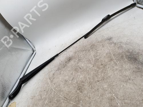 Used Front windshield wiper arm PEUGEOT 2008 I (CU_) 1.6 HDi (92 hp) 31182377
