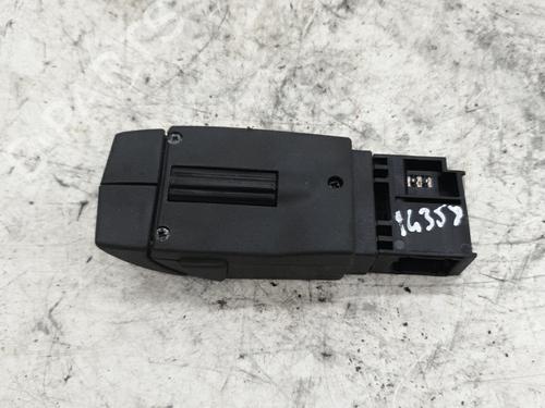 Used Switch Switch RENAULT ESPACE IV (JK0/1_) 2.0 dCi (JK02, JK03) (131 hp) 24485882 24485882