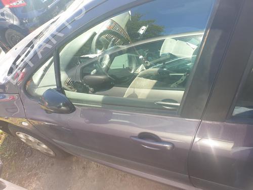 Used Left front door PEUGEOT 307 (3A/C) 1.4 HDi (68 hp) 29142732