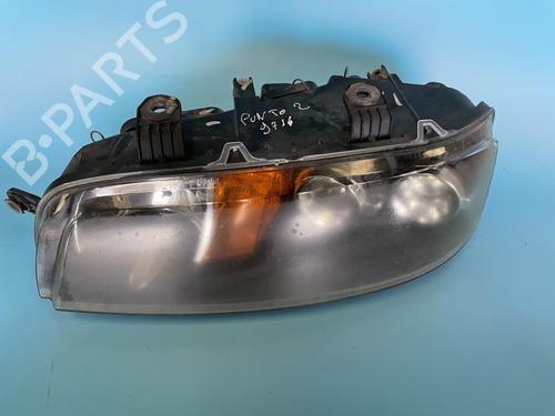 Used Left headlight FIAT PUNTO (188_) 1.9 DS 60 (188.031, .051, .231, .251) (60 hp) 23845636