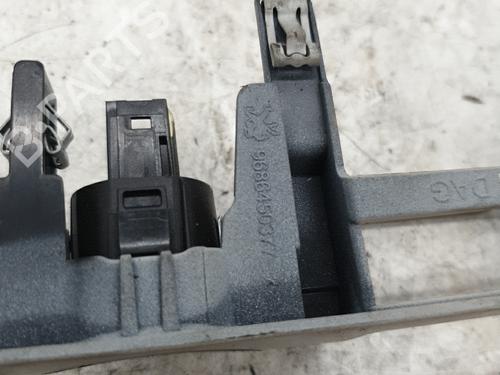 Used Switch Switch PEUGEOT 508 SW I (8E_) 2.0 HDi (163 hp) 22878902 22878902
