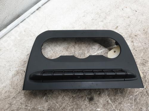 Used Warning switch RENAULT EXPRESS Box Body/MPV 1.5 Blue dCi 95 (F6AB) (95 hp) 30901827